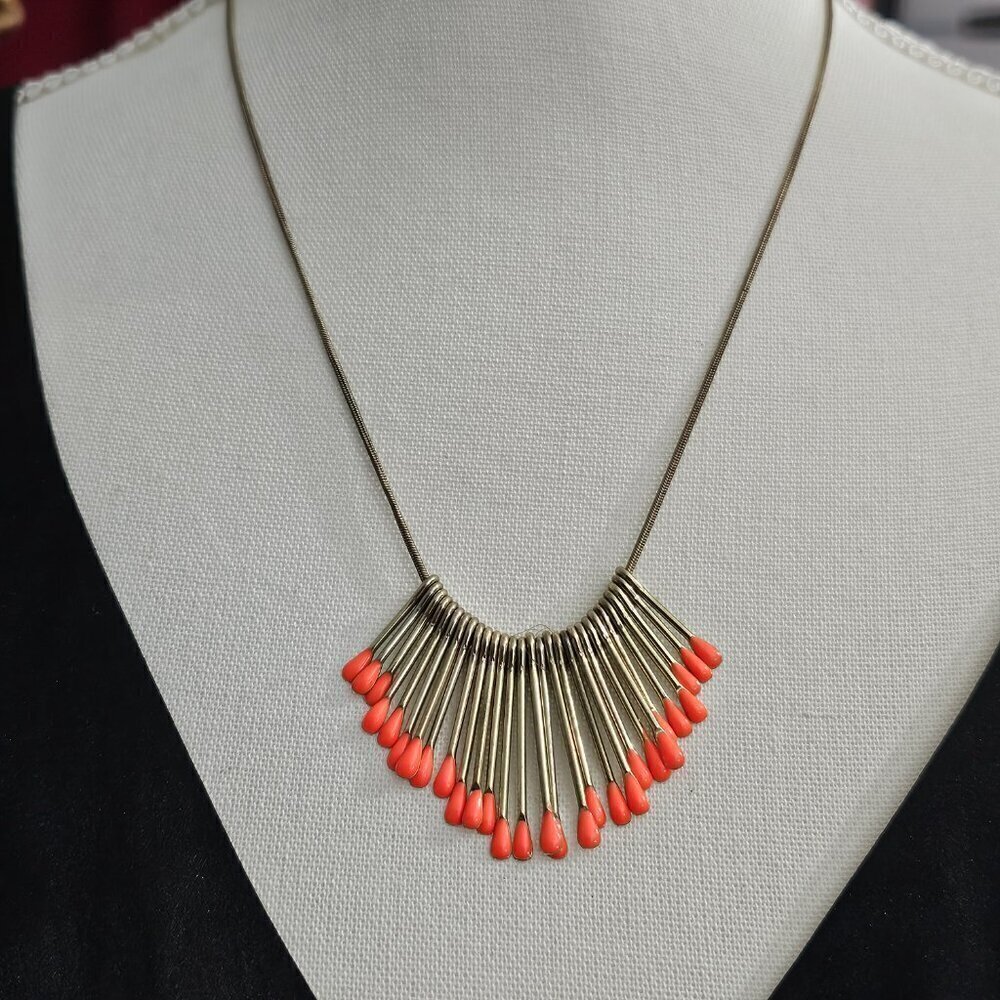 💎Gold Tone Vintage Matchstick Coral Retro Pendant Necklace